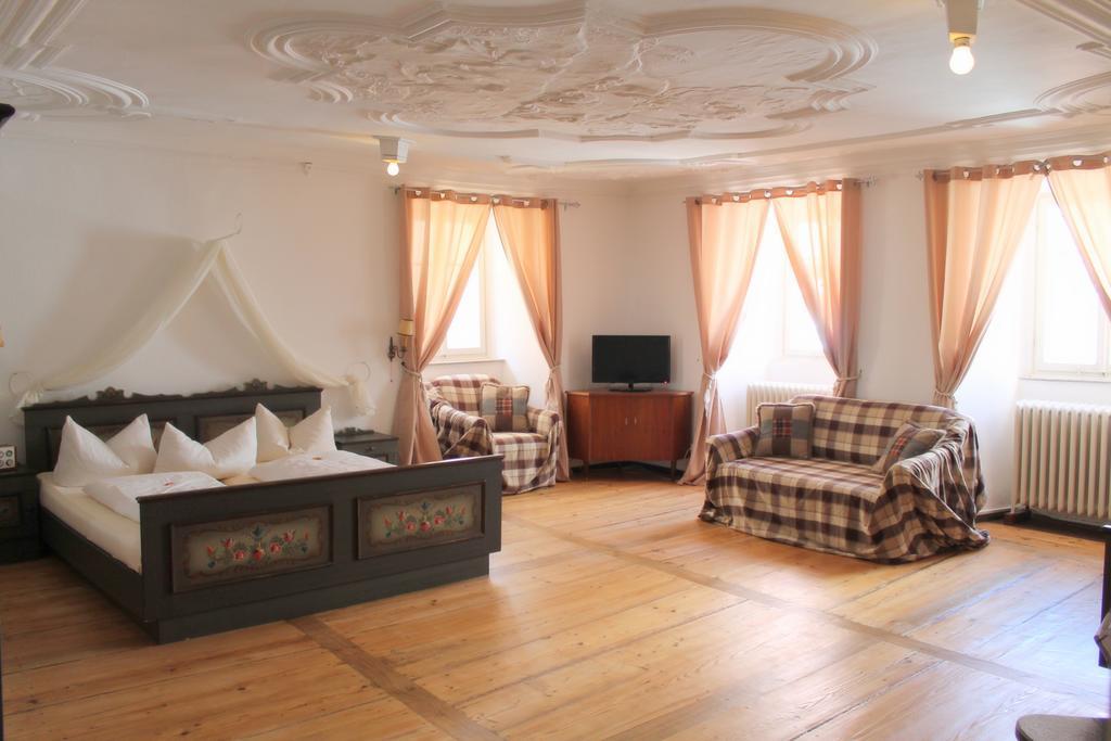 Gaestehaus Am Weissen Turm Rothenburg ob der Tauber Chambre photo